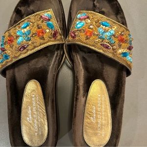 DONALD PLINER COUTURE FiFi Sandal in Size 10